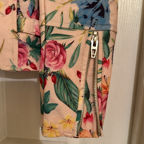 Moto jacket - Picture 5 of 6